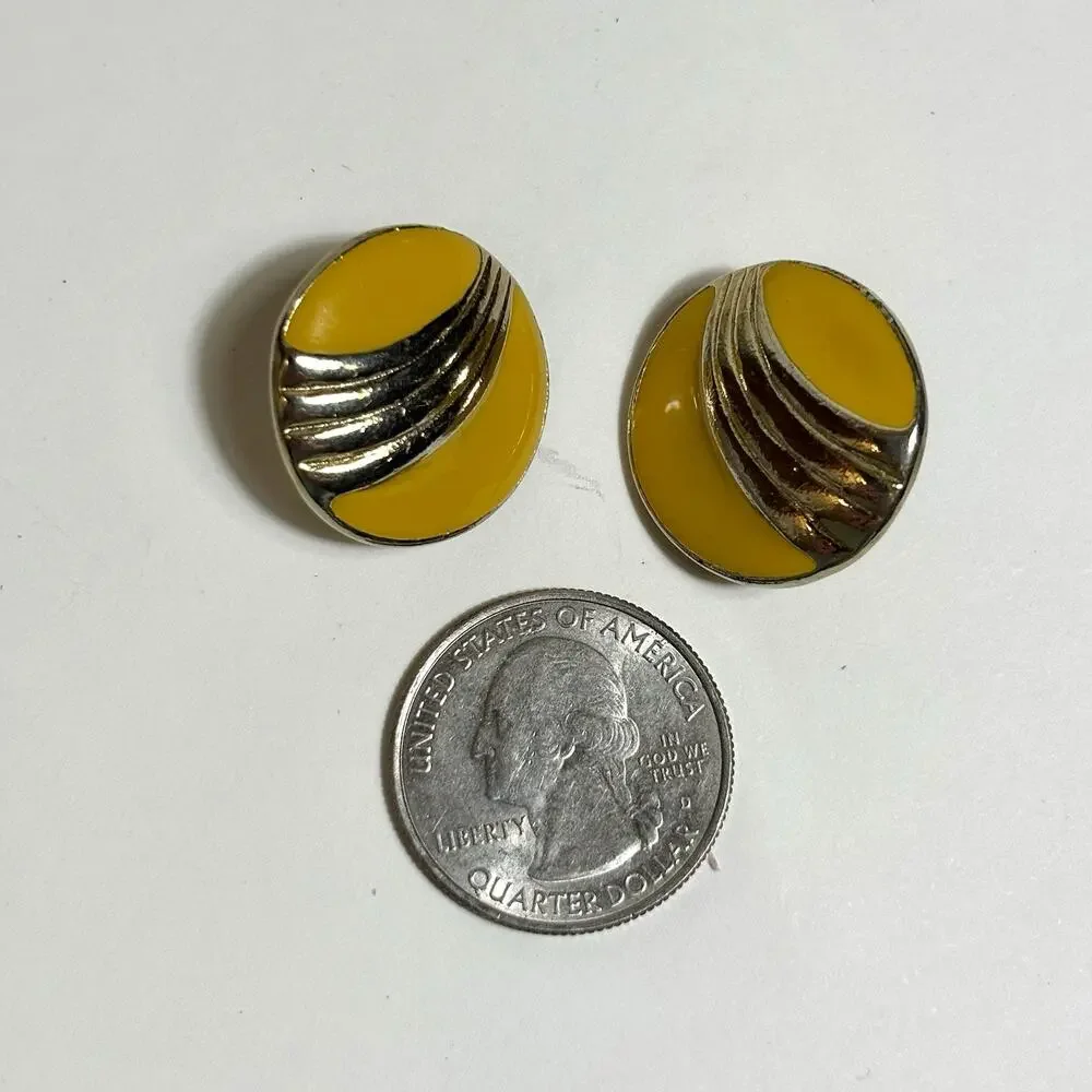 Vintage yellow enamel